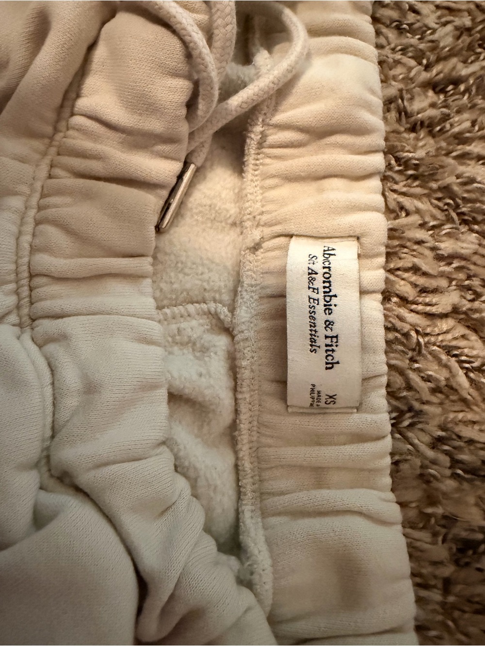 Abercrombie & Fitch Women’s Cream Fleece-Lined Joggers